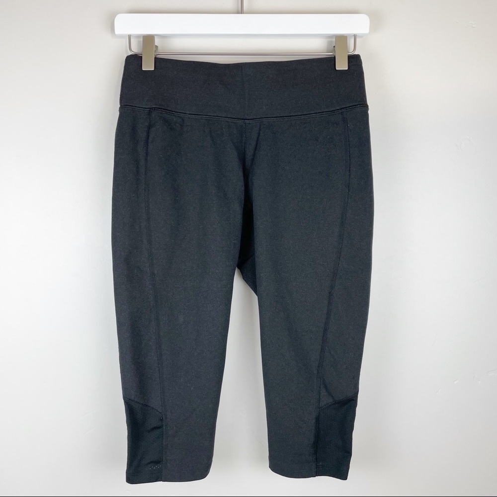 Lucy Ultimate X-Training Collection Capri Legging